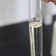 涂料助劑在建筑涂料的使用過(guò)程中需要注意以下問(wèn)題